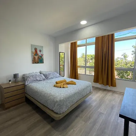 Coliving El Juanito بيت ضيافة