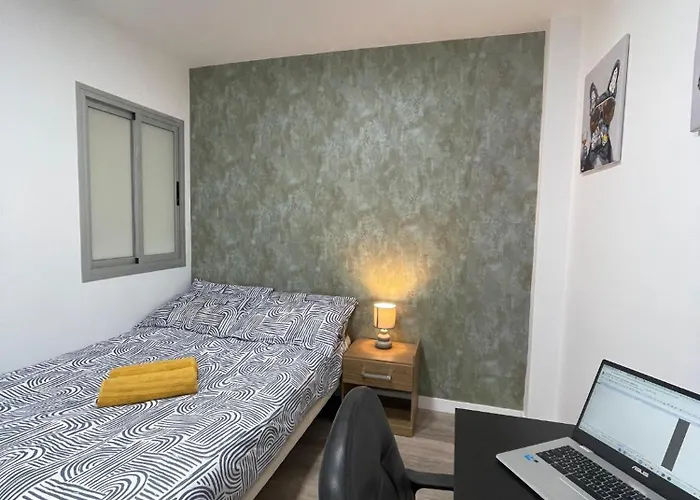 Coliving El Juanito Гостьовий будинок